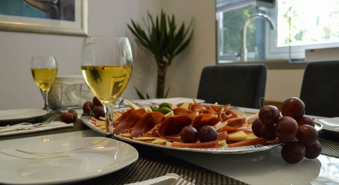 Kolombo Lux Apartment Сплит Екстериор снимка