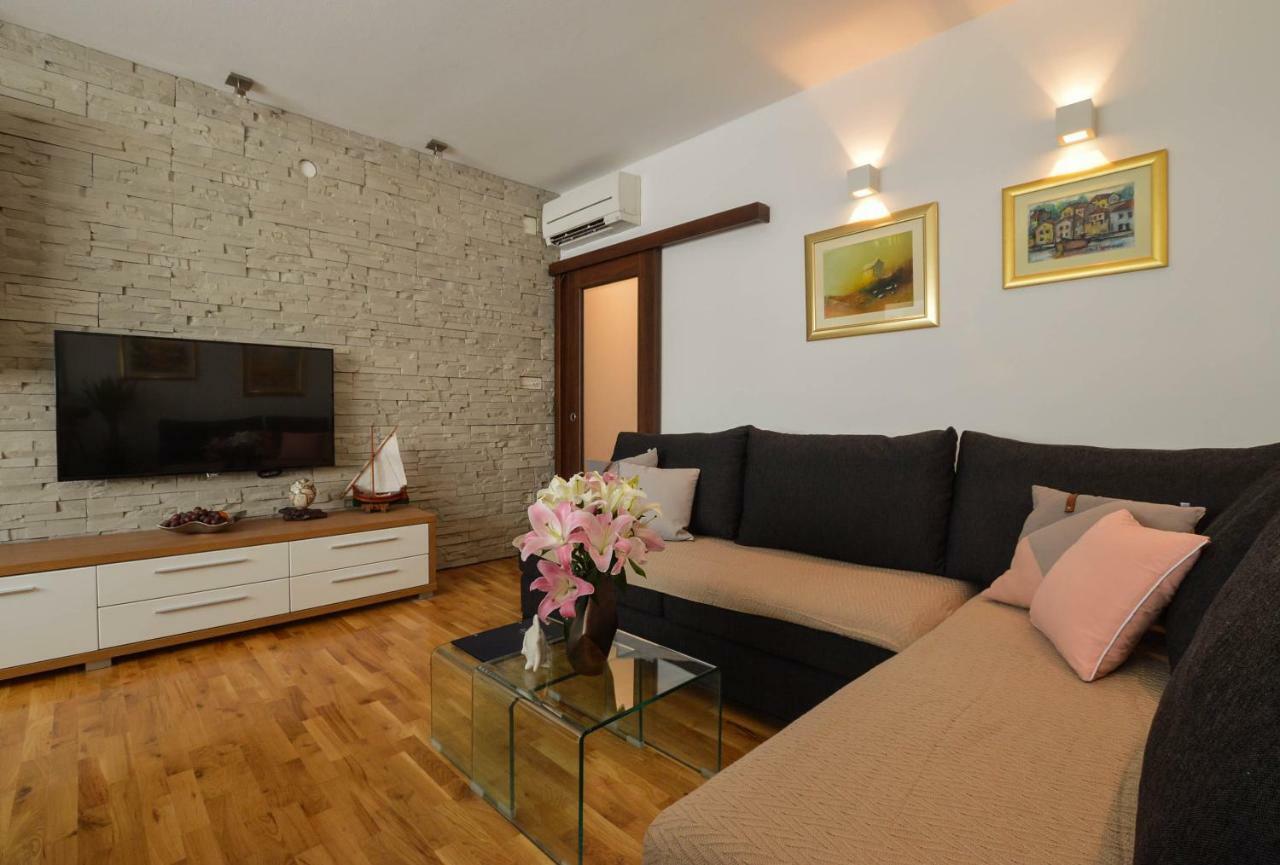 Kolombo Lux Apartment Сплит Екстериор снимка